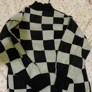 checkered oversized turtleneck sweater